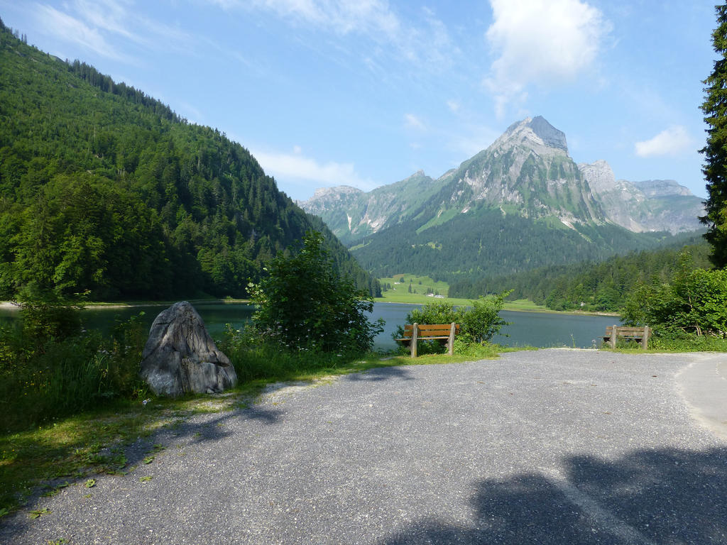 Berghotel Obersee Näfels Exterior photo